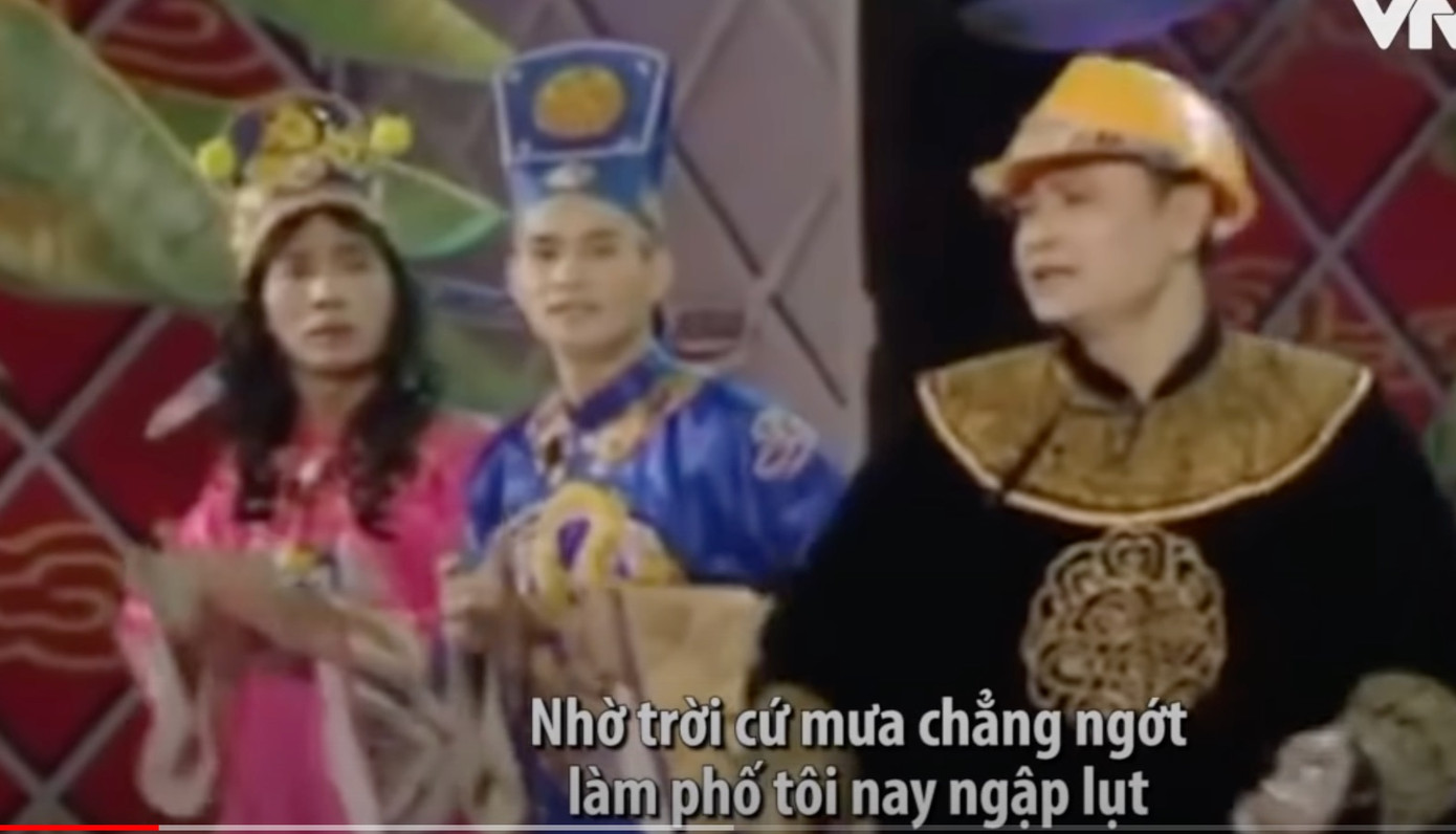 Bài hát chế Lụt từ ngã tư đường phố đến nay vẫn được nghe đi nghe lại vào mùa mưa, lụt.