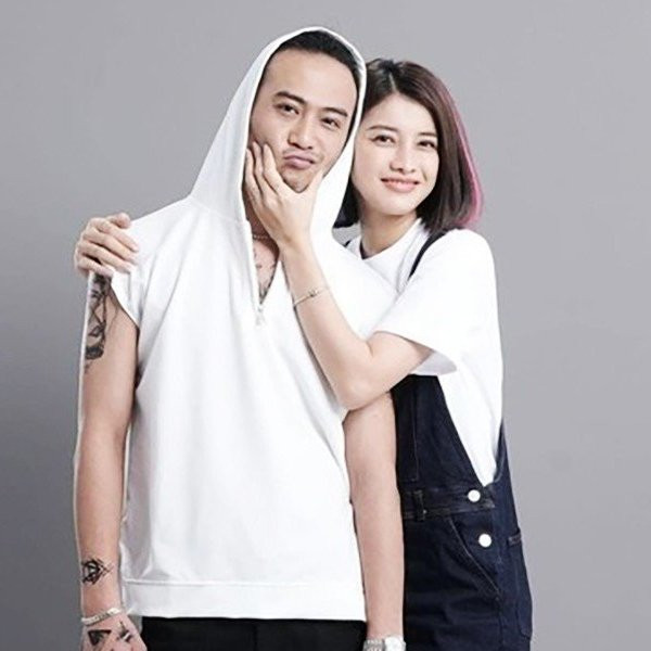 Doãn Quốc Đam liên tục xuất hiện trên sóng giờ vàng với các vai phụ độc, dị. Doãn Quốc Đam liên tục xuất hiện trên sóng giờ vàng với các vai phụ độc, dị.