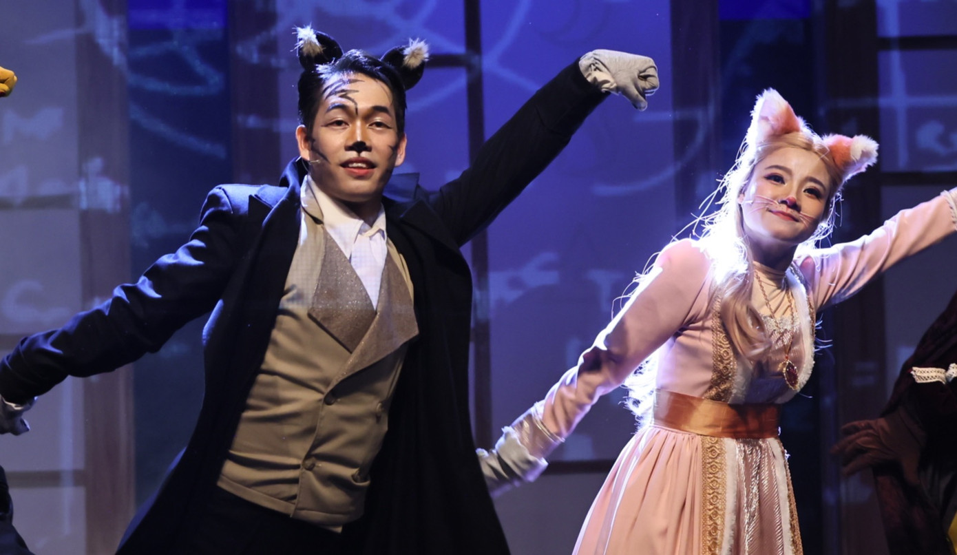 Nhà hát Tuổi trẻ thực hiện thành công nhiều buổi diễn phục vụ khán giả nhí. Nhà hát Tuổi trẻ thực hiện thành công nhiều buổi diễn phục vụ khán giả nhí.