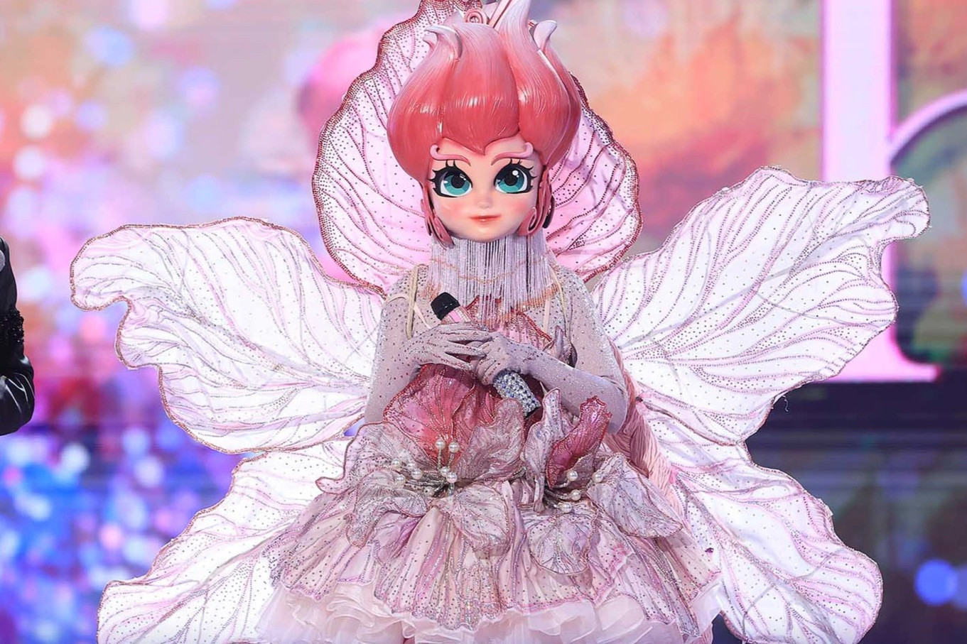 Game show cần có sự thay đổi qua các mùa để khán giả không cảm thấy nhàm chán. Game show cần có sự thay đổi qua các mùa để khán giả không cảm thấy nhàm chán.