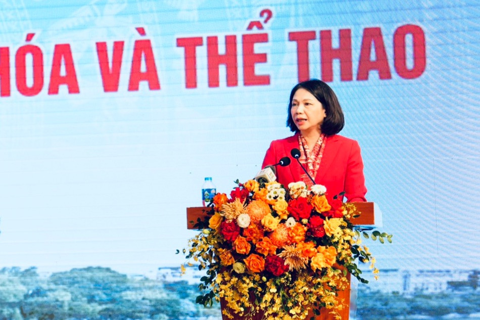 Bà Vũ Thu Hà - Phó Chủ tịch UBND TP. Hà Nội - phát biểu tại hội nghị.