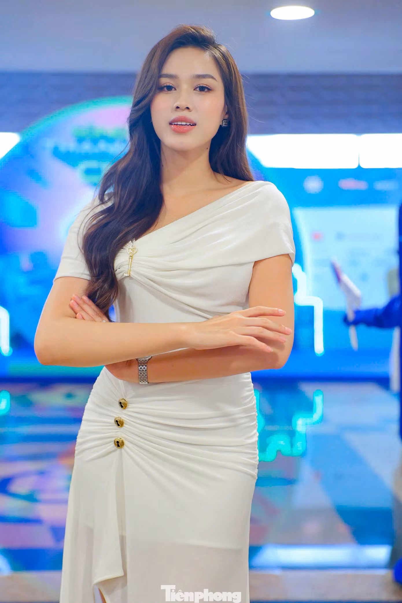 "Thanh toán thông minh có vai trò rất quan trọng, trở thành một phần thiết yếu trong cuộc sống. Việc mua sắm, thanh toán dịch vụ cho đến các chi phí sinh hoạt cá nhân đều có thể được giải quyết nhanh chóng nhờ công nghệ thanh toán số. Mọi thứ đều được thực hiện nhanh chóng, an toàn và tiện lợi”, đại sứ Ngày Thẻ Việt Nam 2024 nhấn mạnh.
