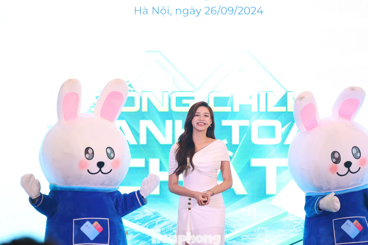 Hoa hậu Đỗ Thị Hà là Đại sứ của Ngày Thẻ Việt Nam 2024.