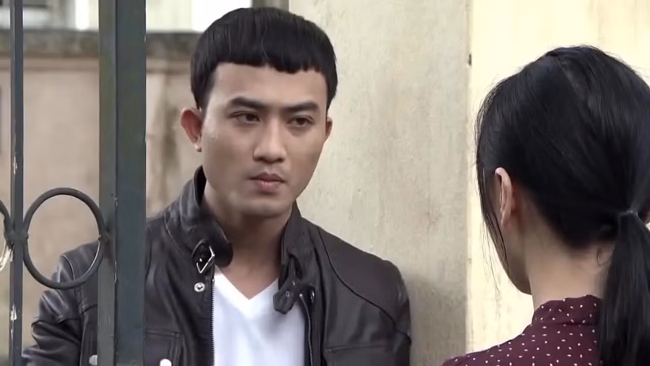 Doãn Quốc Đam bắt đầu nổi tiếng sau vai phụ trong phim Quỳnh búp bê.