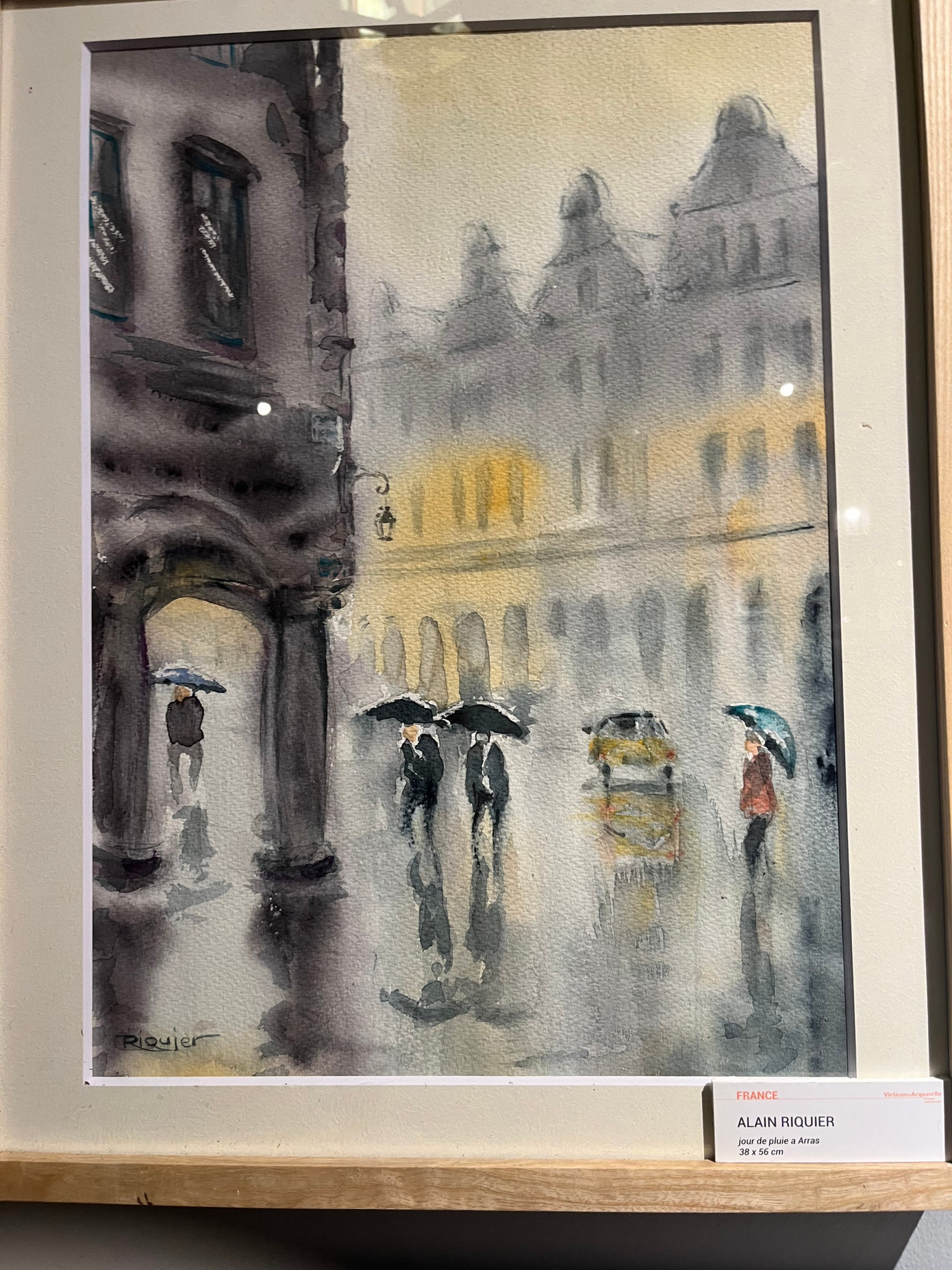 Dịp này có tổng số 465 tranh của 60 họa sĩ trong nước và quốc tế sẽ được trưng bày tại Văn Miếu - Quốc Tử Giám từ 16-26/3 và Nhau Studio (364 Đội Cấn, Ba Đình, Hà Nội) từ 16-24/3.