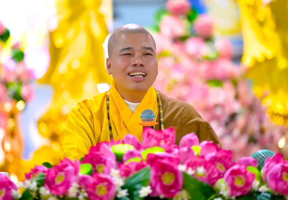 Đại đức Thích Nhuận Đức bị Giáo hội Phật giáo Việt Nam (GHPGVN) nghiêm cấm thuyết giảng dưới mọi hình thức.