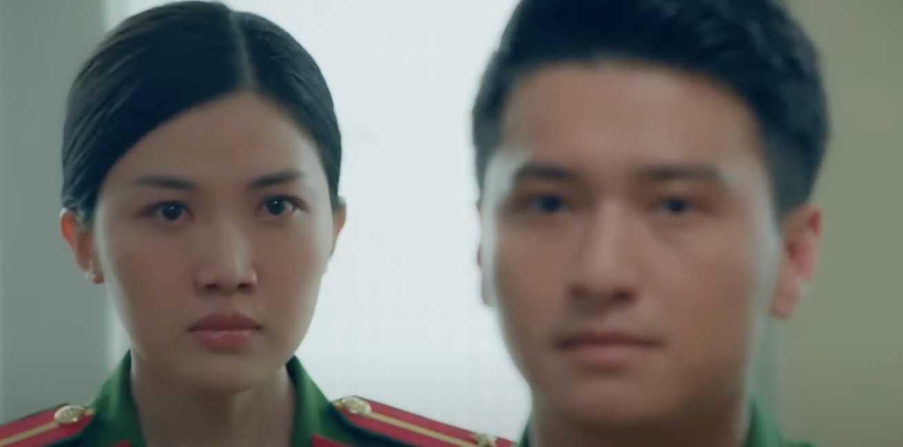 Biên kịch, biên tập phải nắm rất rõ về đặc thù các ngành nghề, tâm lý con người đề xây dựng cốt truyện, tình tiết phù hợp với thực tế xã hội. Biên kịch, biên tập phải nắm rất rõ về đặc thù các ngành nghề, tâm lý con người đề xây dựng cốt truyện, tình tiết phù hợp với thực tế xã hội.