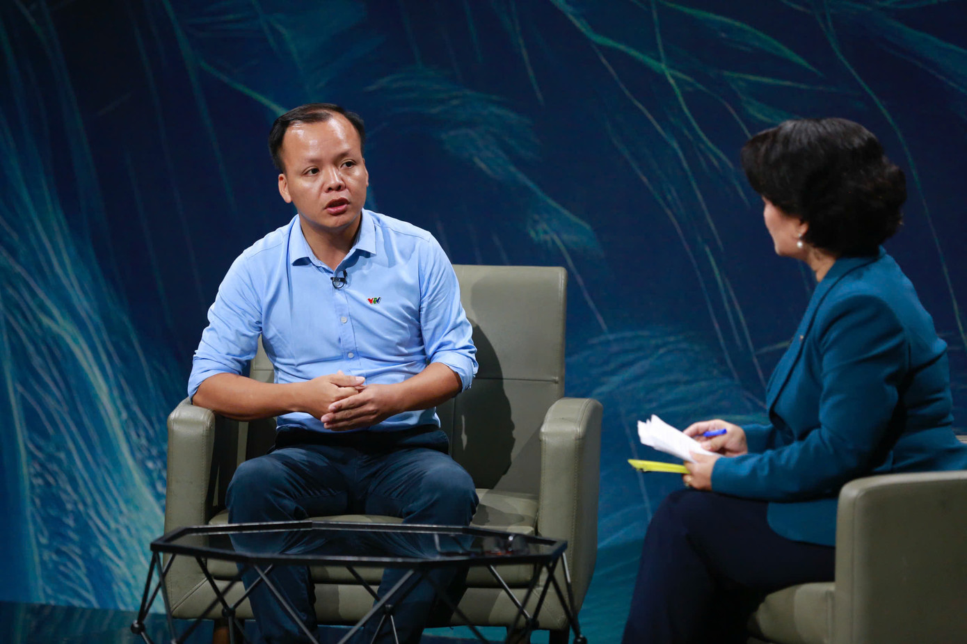 Phóng viên Trường Sơn chia sẻ câu chuyện về 9 ngày tác nghiệp, thông tin về cơn bão từ Quảng Ninh tới Lào Cai.