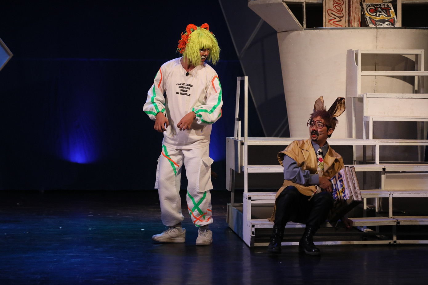 4 vở diễn được trao huy chương Vàng tại lễ bế mạc Liên hoan Nghệ thuật sân khấu toàn quốc dành cho thiếu niên, nhi đồng lần thứ nhất.