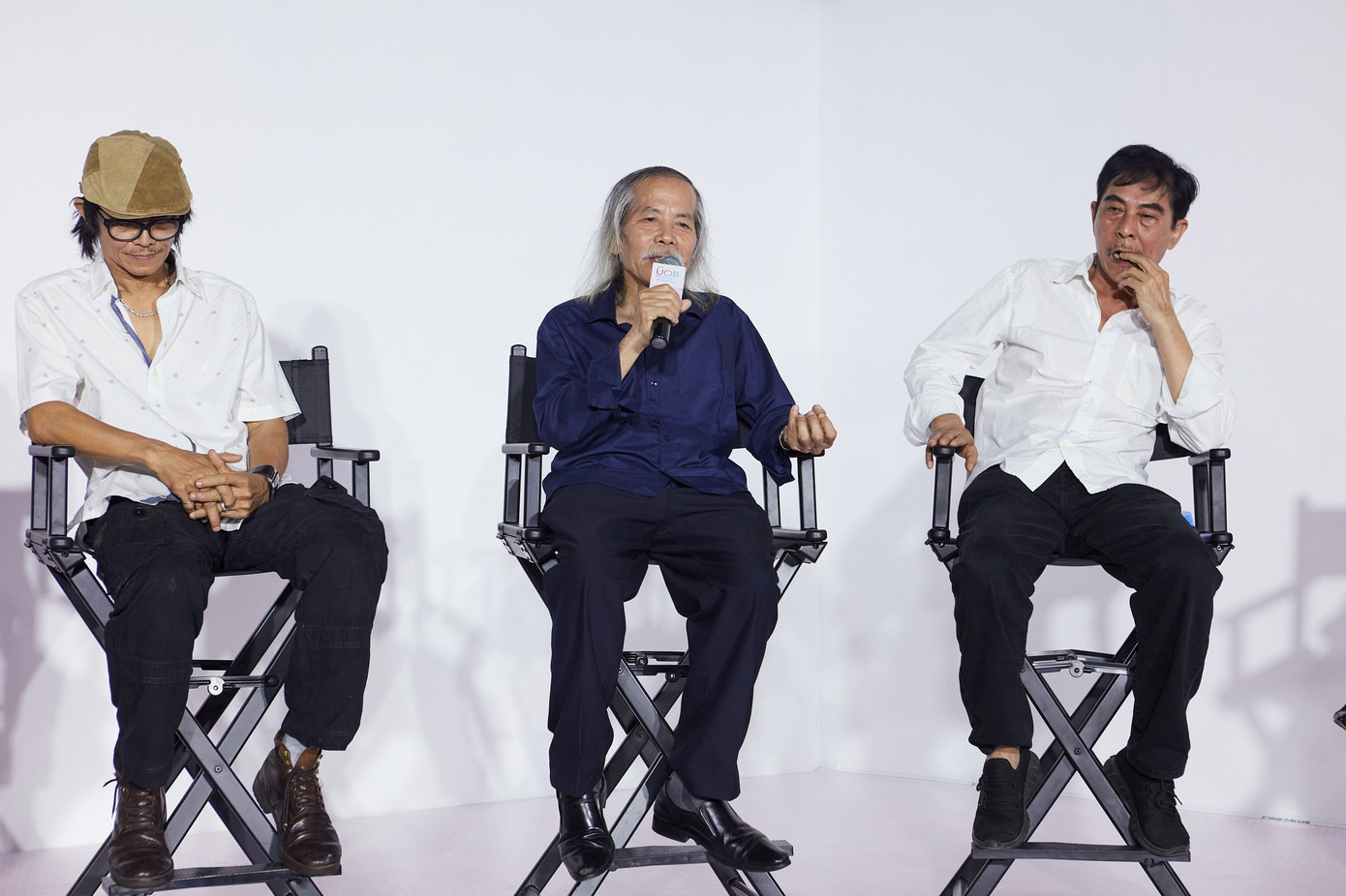 Họa sĩ Lương Xuân Đoàn (giữa) - Chủ tịch Hội Mỹ thuật Việt Nam - giữ vai trò cố vấn nghệ thuật ở cuộc thi năm 2024.