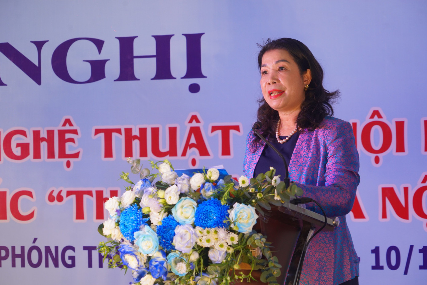 Bà Trần Thị Vân Anh - Phó giám đốc Sở Văn hóa và Thể thao Hà Nội - phát biểu tại lễ phát động. Bà Trần Thị Vân Anh - Phó giám đốc Sở Văn hóa và Thể thao Hà Nội - phát biểu tại lễ phát động.