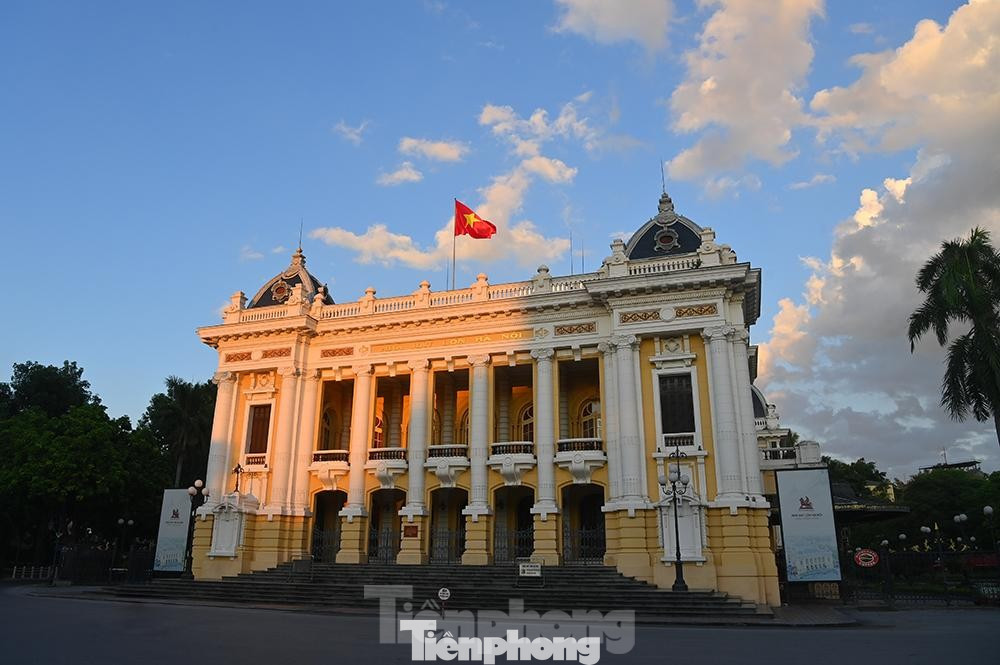 Nhà hát Lớn Hà Nội là một trong những điểm đến nổi bật của Thủ đô Hà Nội.