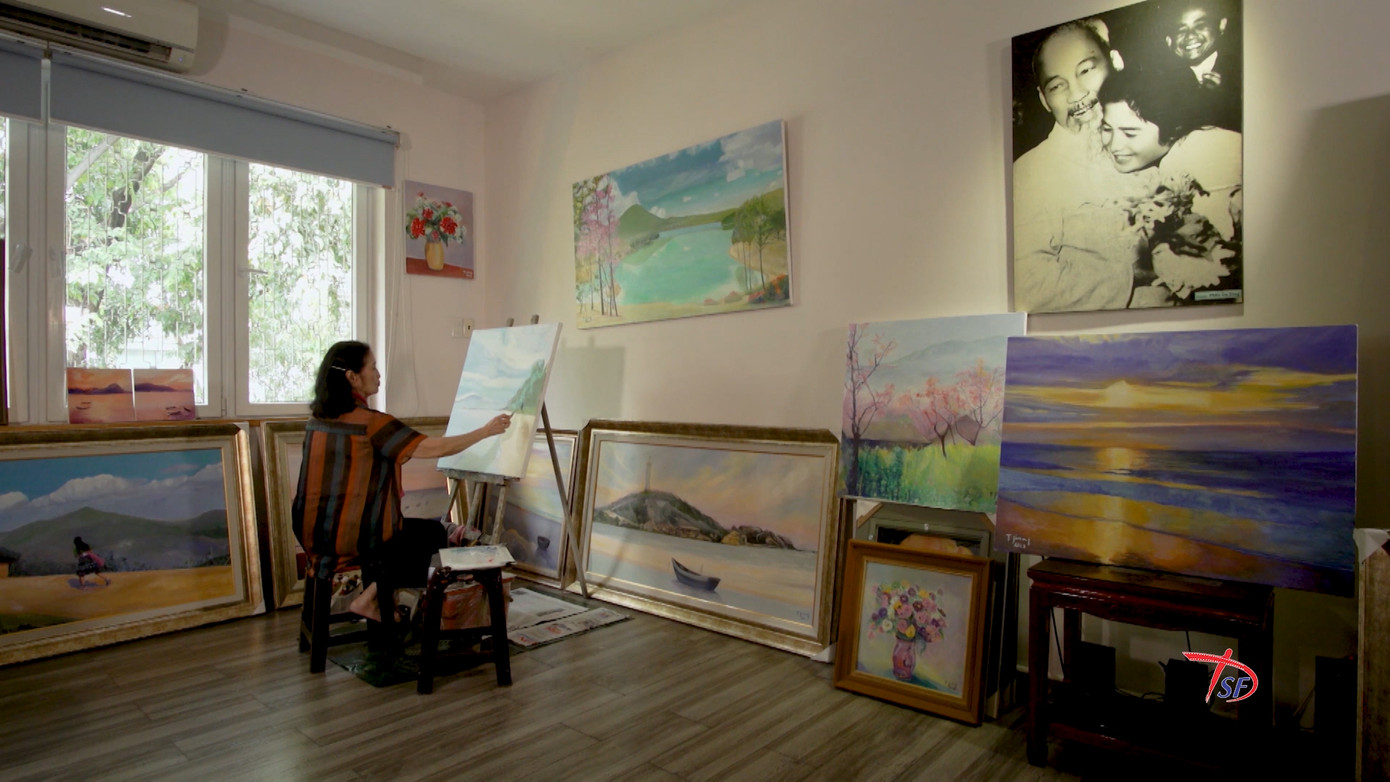 Tác phẩm Dòng sông ký ứcdo NSND Nguyễn Thước đạo diễn tập trung khai thác về cuộc đời, sự nghiệp NSND Trà Giang. Tác phẩm Dòng sông ký ứcdo NSND Nguyễn Thước đạo diễn tập trung khai thác về cuộc đời, sự nghiệp NSND Trà Giang.