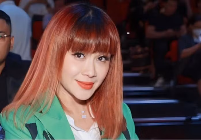 Nhạc sĩ Lưu Thiên Hương nộp đơn xin nghỉ tại Nhạc viện TPHCM.