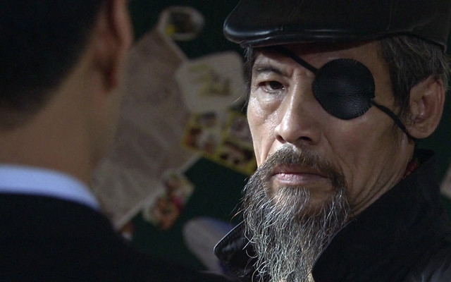 Vai diễn Thế &quot;chột&quot; của NSƯT Chu Hùng gây ấn tượng mạnh với khán giả sau nhiều năm ông không xuất hiện trên truyền hình.