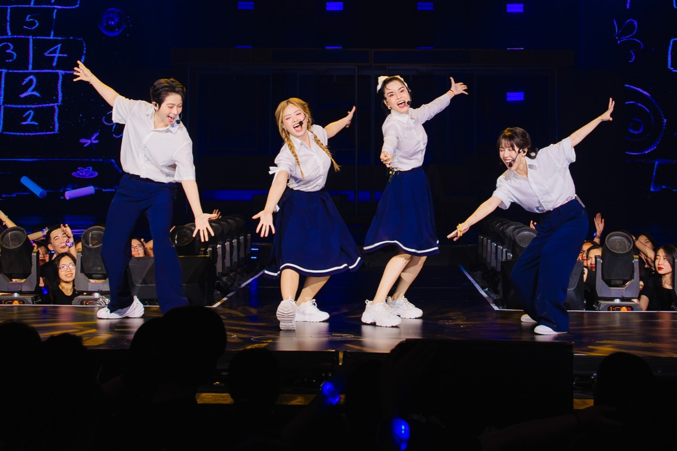 Những tiết mục trong công diễn 1 của Chị đẹp đạp gió gây ấn tượng lớn với khán giả. Những tiết mục trong công diễn 1 của Chị đẹp đạp gió gây ấn tượng lớn với khán giả.