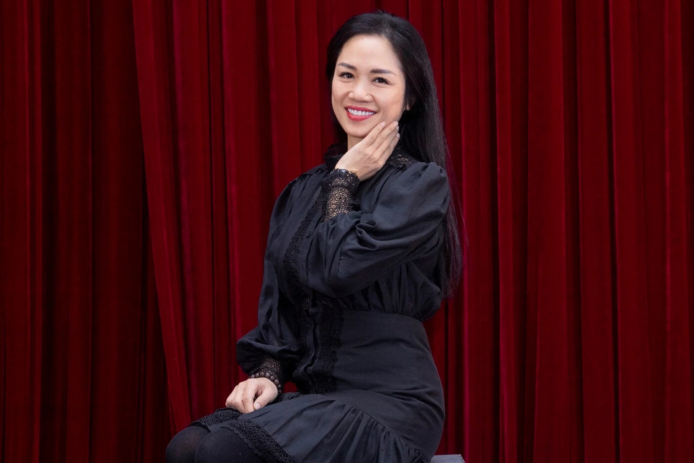 NSƯT Bùi Phương Nga qua đời lúc 14h chiều 14/7 tại nhà riêng sau thời gian chống chọi với bệnh ung thư. NSƯT Bùi Phương Nga qua đời lúc 14h chiều 14/7 tại nhà riêng sau thời gian chống chọi với bệnh ung thư.