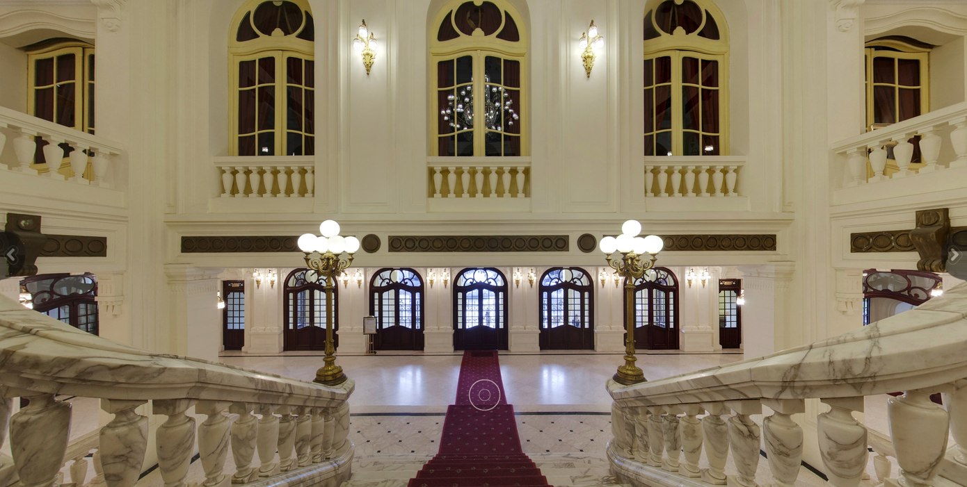 Sau khi hoàn thành trùng tu, những giá trị cơ bản về kiến trúc và mỹ thuật trang trí của nhà hát vẫn được giữ nguyên vẹn.