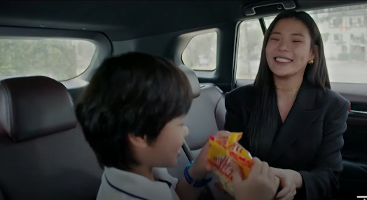 Hành động của Mỹ Đình gián tiếp khiến Ngân Hà thua kiện. Hành động của Mỹ Đình gián tiếp khiến Ngân Hà thua kiện.