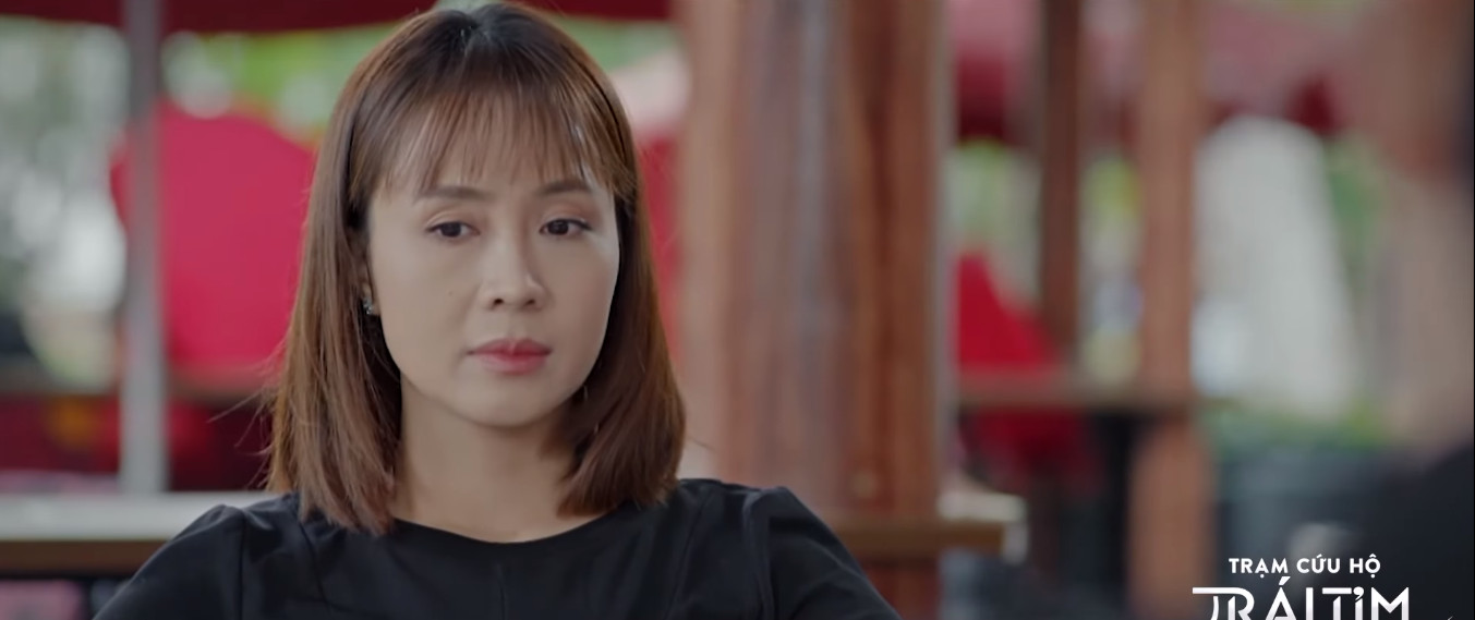 Diễn xuất một màu của Hồng Diễm trong Trạm cứu hộ trái tim khiến phim mất đi sức hấp dẫn. Diễn xuất một màu của Hồng Diễm trong Trạm cứu hộ trái tim khiến phim mất đi sức hấp dẫn.