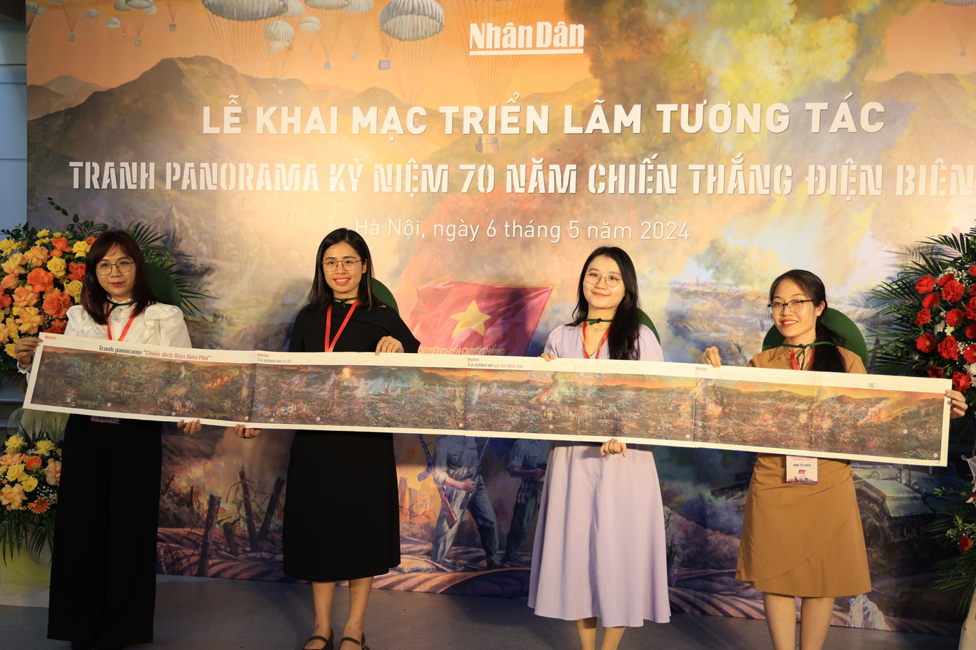 "Chúng tôi mất 6 tháng chuẩn bị để có chiến dịch thông tin hoành tráng về 70 năm chiến thắng Điện Biên Phủ. Ý tưởng về một chuyên trang đặc biệt và bức tranh panorama bản in ra đời. Chúng tôi muốn tạo bất ngờ hơn cho độc giả khi tích hợp các tính năng tương tác để trải nghiệm nội dung mở rộng. Chúng tôi mong rằng người dân, người trẻ có thể tiếp cận, tìm hiểu bài học lịch sử hữu ích cho cuộc sống, công việc, định hướng vào những điều tốt đẹp cho đất nước, cho tương lai”, ông Lê Quốc Minh nêu.