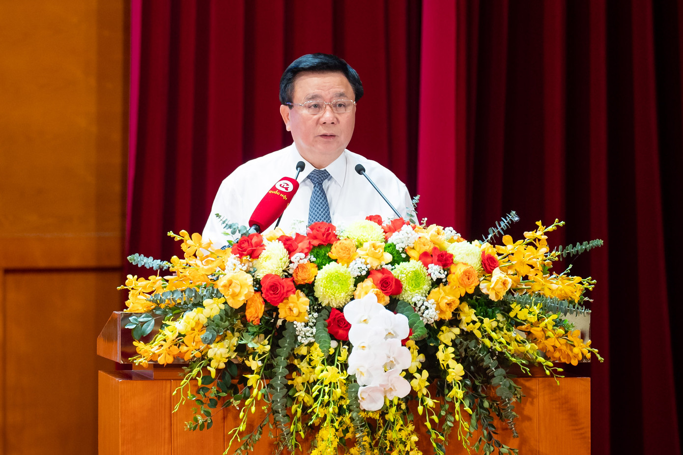 Giám đốc Học viện Chính trị quốc gia Hồ Chí Minh nhận định sự vận hành của hệ thống thiết chế văn hóa, thể thao hiện nay bộc lộ nhiều hạn chế. Ảnh: Media Quốc hội.