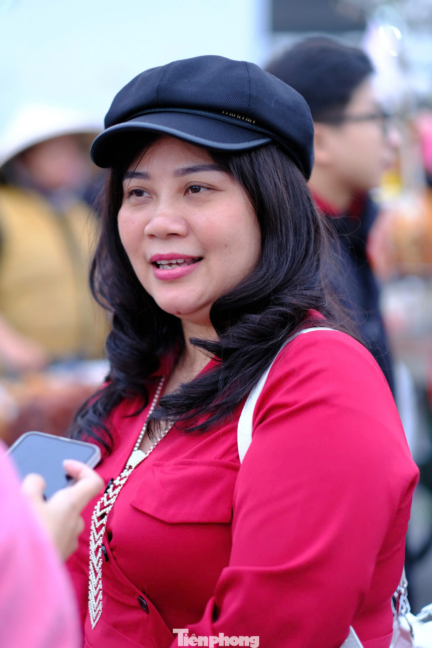 Khán giả sẵn sàng chi hàng triệu đồng để đu thần tượng. Khán giả sẵn sàng chi hàng triệu đồng để đu thần tượng.