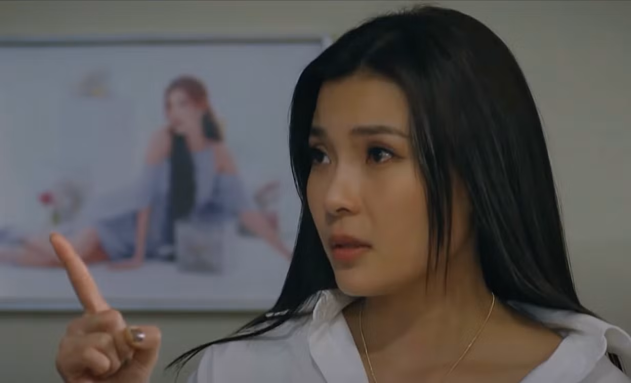 Tạo hình nhân vật Mỹ Đình của Thúy Diễm trong Trạm cứu hộ trái tim.