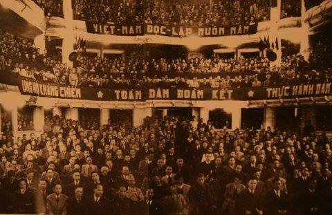 Nhà hát lớn Hà Nội còn có giá trị rất lớn về mặt lịch sử, kiến trúc. Công trình là bằng chứng lịch sử của sự phát triển văn hóa và xã hội của Hà Nội và Việt Nam thời kỳ Pháp thuộc, là một di tích của một giai đoạn phát triển kiến trúc ở Việt Nam cuối thế kỷ XIX đầu thế kỷ XX. Đây cũng là nơi diễn ra những sự kiện lịch sử trọng đại gắn liền với cuộc Cách mạng Tháng 8 và những năm đầu của nước Việt Nam Dân chủ Cộng hòa.