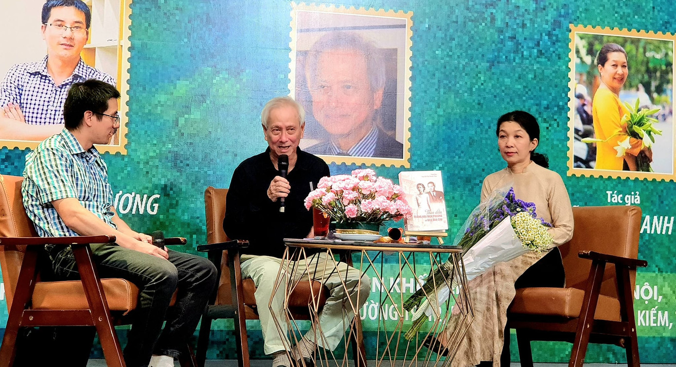 Các tác giả bày sự tiếc nuối khi không thể tìm được thông tin về người con gái của vua Bảo Đại với người vợ ngoại quốc.