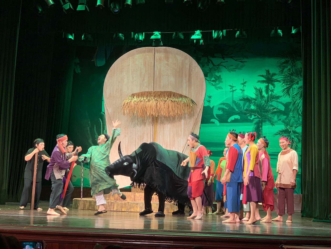 4 vở diễn được trao huy chương Vàng tại lễ bế mạc Liên hoan Nghệ thuật sân khấu toàn quốc dành cho thiếu niên, nhi đồng lần thứ nhất.