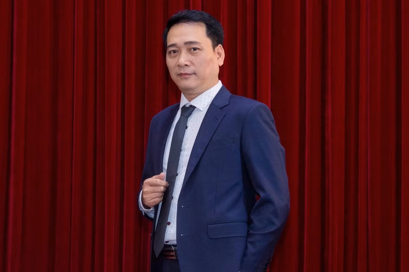 NSƯT Kiều Minh Hiếu giữ chức vụ Phó Giám đốc Nhà hát Kịch Việt Nam từ năm 2020.