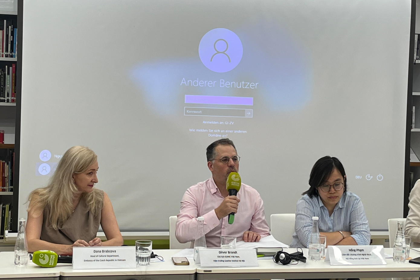 Ông Oliver Brandt - Chủ tịch EUNIC Việt Nam, Viện trưởng Viện Goethe - giới thiệu nét mới của Những ngày văn học châu Âu.