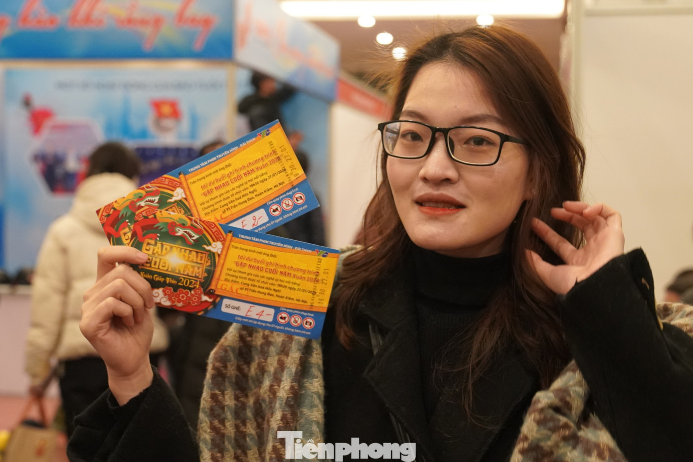 Khác với Hoàng Vũ, Thanh Giang (25 tuổi) vẫn mong muốn được nhìn thấy dàn diễn viên quen thuộc trên sân khấu. Với cô những gương mặt quen thuộc, đình đám mới làm nên sự thành công của chương trình.