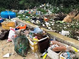 Du lịch là lĩnh vực bị ảnh hưởng nghiêm trọng từ ô nhiễm rác thải nhựa, nhưng cũng là nguồn phát sinh đáng kể rác thải nhựa Du lịch là lĩnh vực bị ảnh hưởng nghiêm trọng từ ô nhiễm rác thải nhựa, nhưng cũng là nguồn phát sinh đáng kể rác thải nhựa