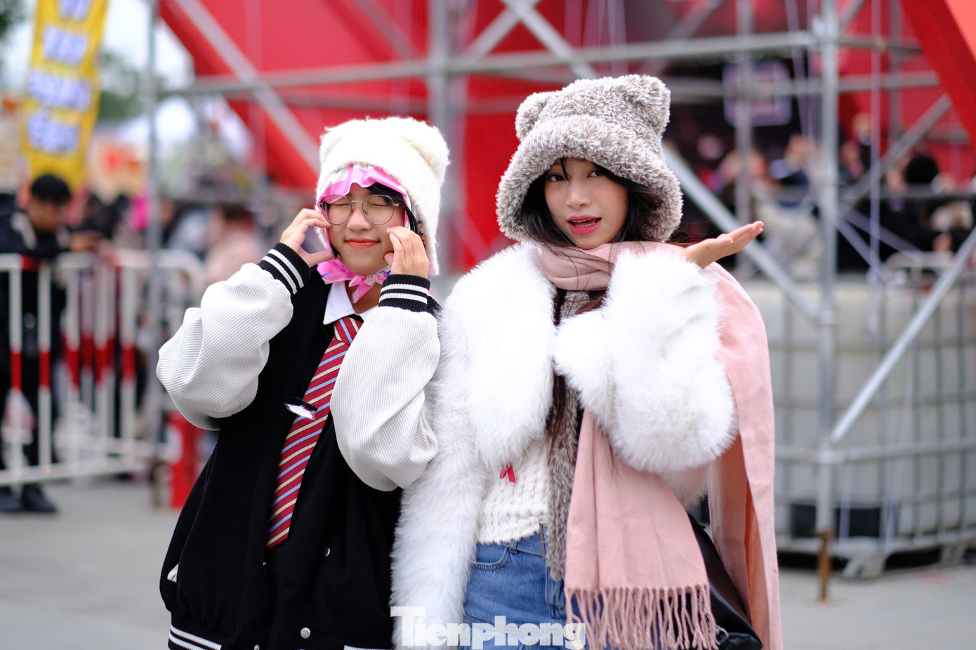 Đêm diễn thứ hai của show Anh trai vượt ngàn chông gai được tổ chức tối 14/12 tại Vinhomes Ocean Park 3 (Hưng Yên). Buổi concert dự kiến đón hàng vạn khán giả khi lần đầu đổ bộ miền Bắc.