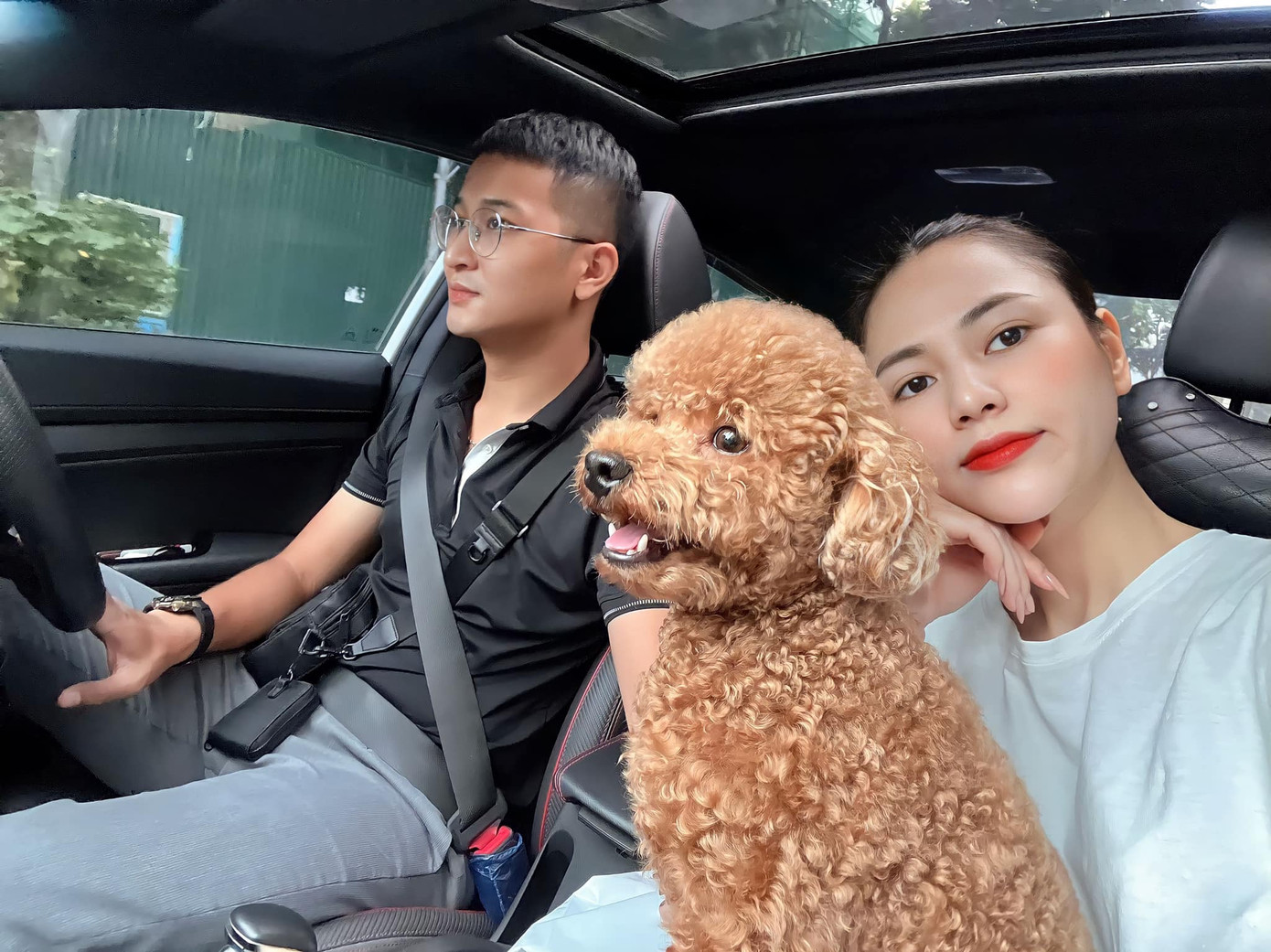 Việt Hoa cảm thấy may mắn khi có bạn trai Việt Hoa là người cùng nghề bởi luôn có sự cảm thông với nhau.