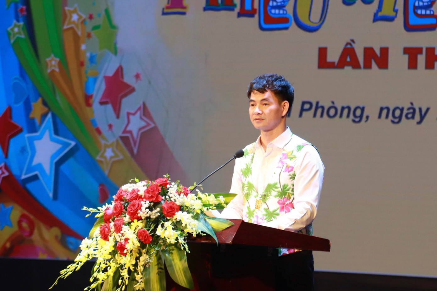 NSND Xuân Bắc - Chủ tịch Hội đồng giám khảo liên hoan - phát biểu tổng kết.