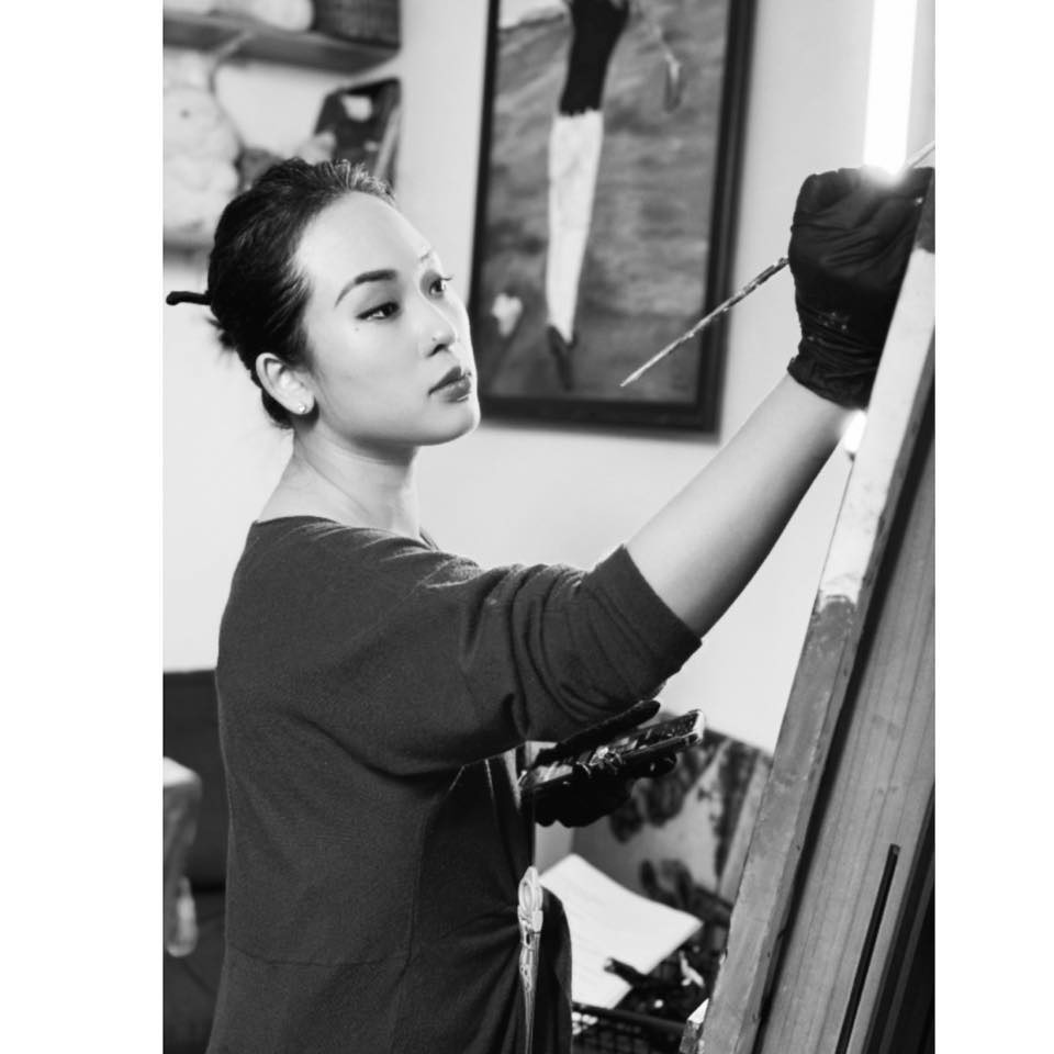 Trong thời gian không đóng phim, Diễm Hằng tập trung vào hội họa, điêu khắc vốn là truyền thống của gia đình.