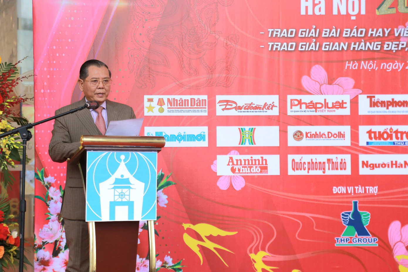 Ông Tô Quang Phán - Chủ tịch Hội Nhà báo TP. Hà Nội phát biểu tại lễ bế mạc. Ông Tô Quang Phán - Chủ tịch Hội Nhà báo TP. Hà Nội phát biểu tại lễ bế mạc.