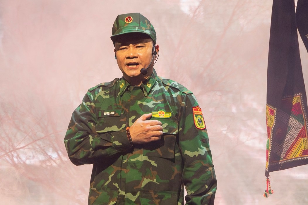 Tiết mục Chiếc khăn piêu trong chương trình Anh trai vượt ngàn chông gai được nhiều khán giả trẻ yêu thích. Tiết mục Chiếc khăn piêu trong chương trình Anh trai vượt ngàn chông gai được nhiều khán giả trẻ yêu thích.