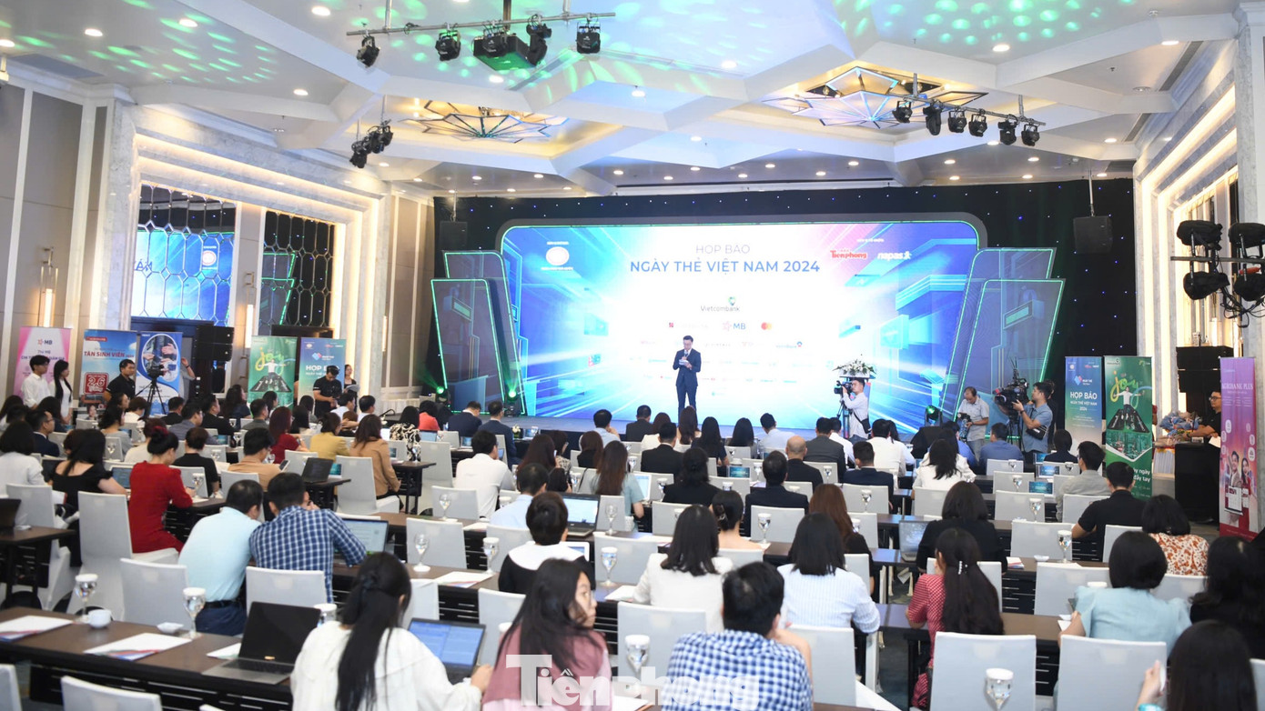 Họp báo Ngày thẻ Việt Nam 2024 được tổ chức ngày 26/9 tại Hà Nội.