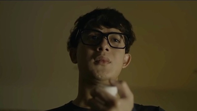 Minh tự tử vì sức ép quá lớn của bà Hoài.