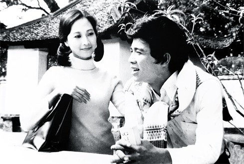 Hãng phim truyện Việt Nam chính là anh Cả của nền điện ảnh Cách mạng Việt Nam. Hãng phim truyện Việt Nam chính là anh Cả của nền điện ảnh Cách mạng Việt Nam.