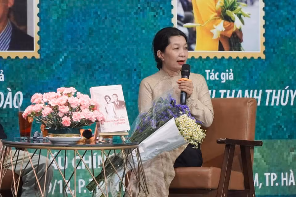 Tác giả Nguyễn Thị Thanh Thúy có những nhận định về đời sống vợ chồng của Nam Phương hoàng hậu.