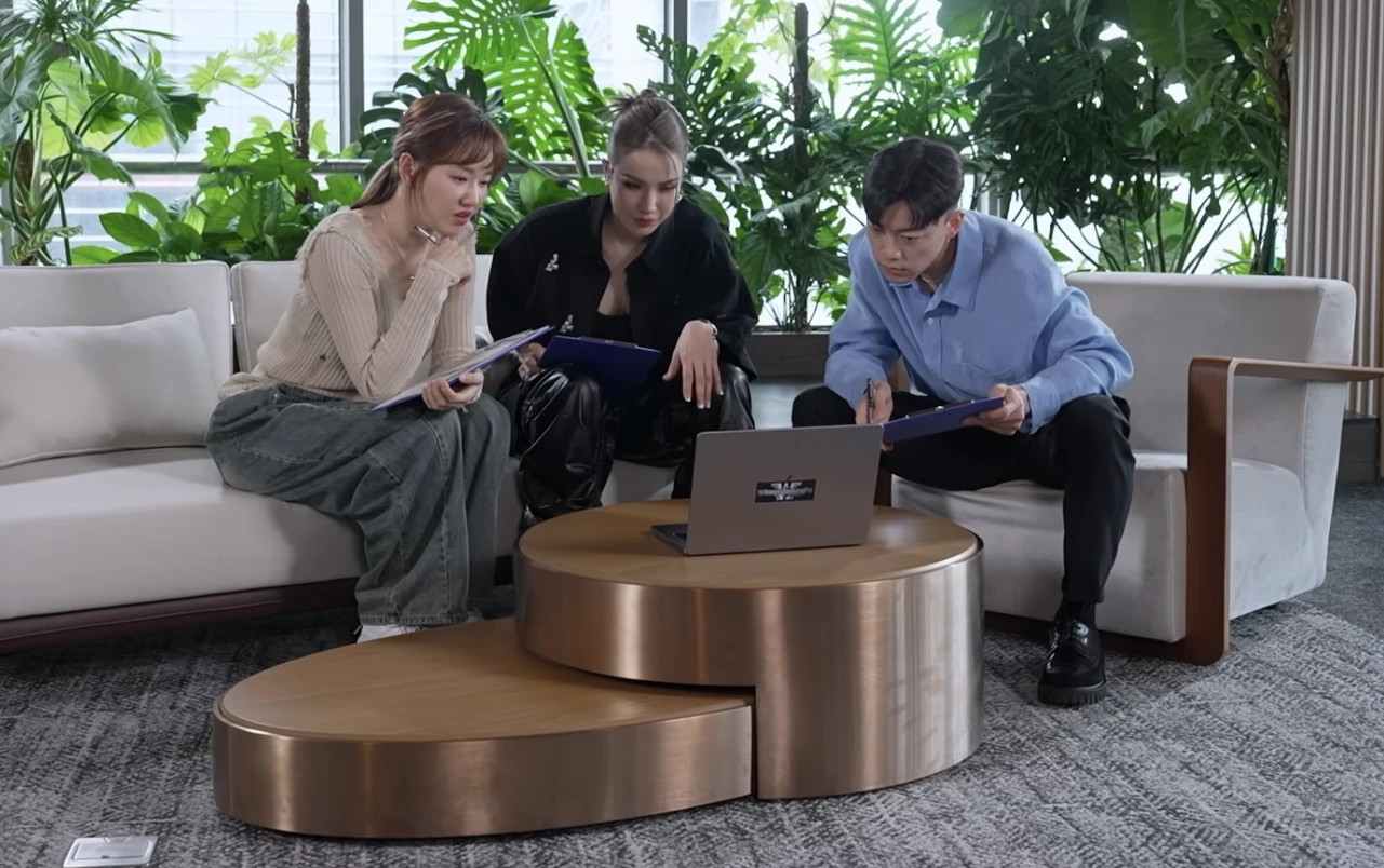 Dàn giám khảo của chương trình không ít lần gây tranh cãi.