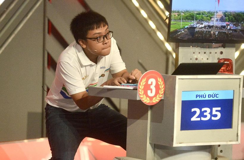 Chiến thắng cuối cùng của Phú Đức trong Đường lên đỉnh Olympia 2024 bị nhiều khán giả không công nhận. Ảnh: Đình Huy.