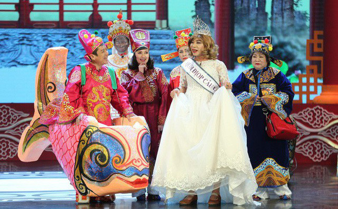 NSND Tự Long, NSND Công Lý, NSƯT Chí Trung, NSƯT Xuân Bắc, nghệ sĩ Vân Dung, Quang Thắng góp phần tạo nên thương hiệu chương trình Gặp nhau cuối năm - Táo Quân. NSND Tự Long, NSND Công Lý, NSƯT Chí Trung, NSƯT Xuân Bắc, nghệ sĩ Vân Dung, Quang Thắng góp phần tạo nên thương hiệu chương trình Gặp nhau cuối năm - Táo Quân.