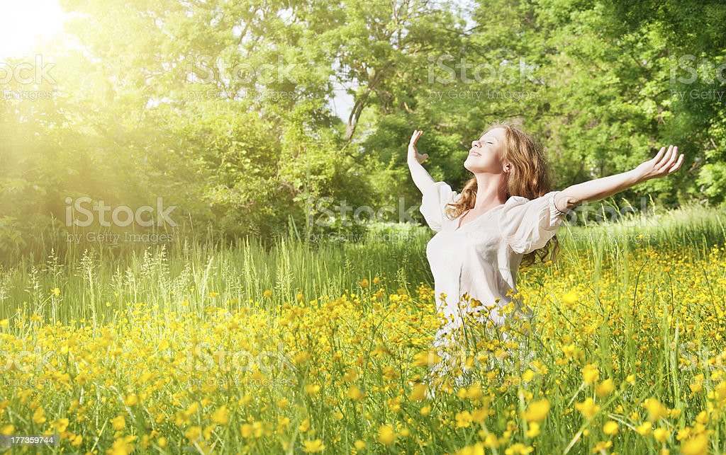 Vitamin mặt trời tạo hiệu ứng tăng nồng độ vitamin D phát huy tác dụng tích cực đến khả năng sinh sản phụ nữ.