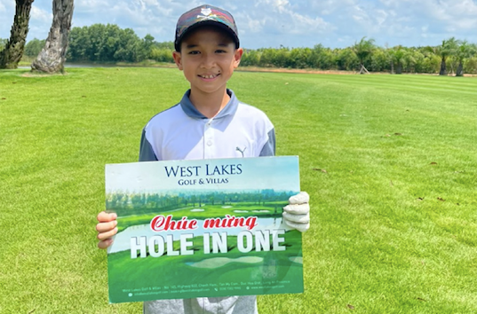 Golfer 9 tuổi ghi HIO tại giải golf trẻ TP.HCM mở rộng 2023 ảnh 1